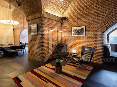 RESIDENTS LOUNGE